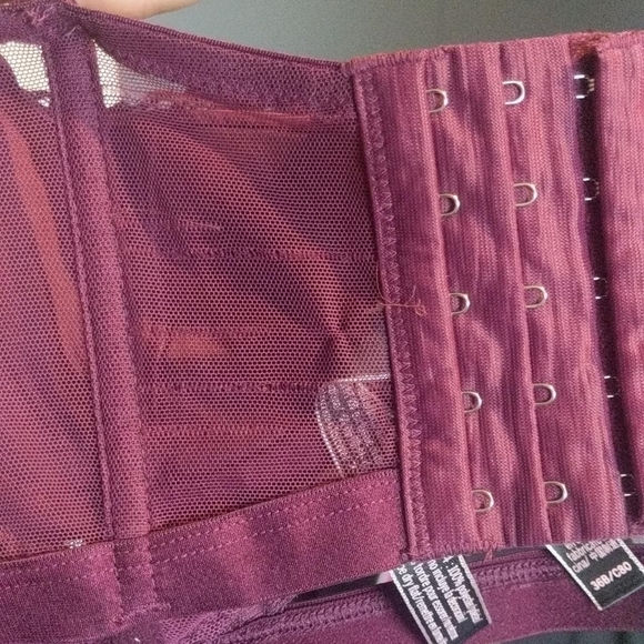 2/$25 Victoria's Secret Strapless Bra - Picture 4 of 4